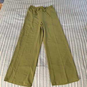 No brand XS/S green pants